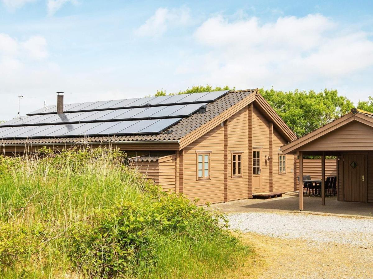 Captivating Holiday Home in Ringk bing near Sea Ringkøbing Exterior foto